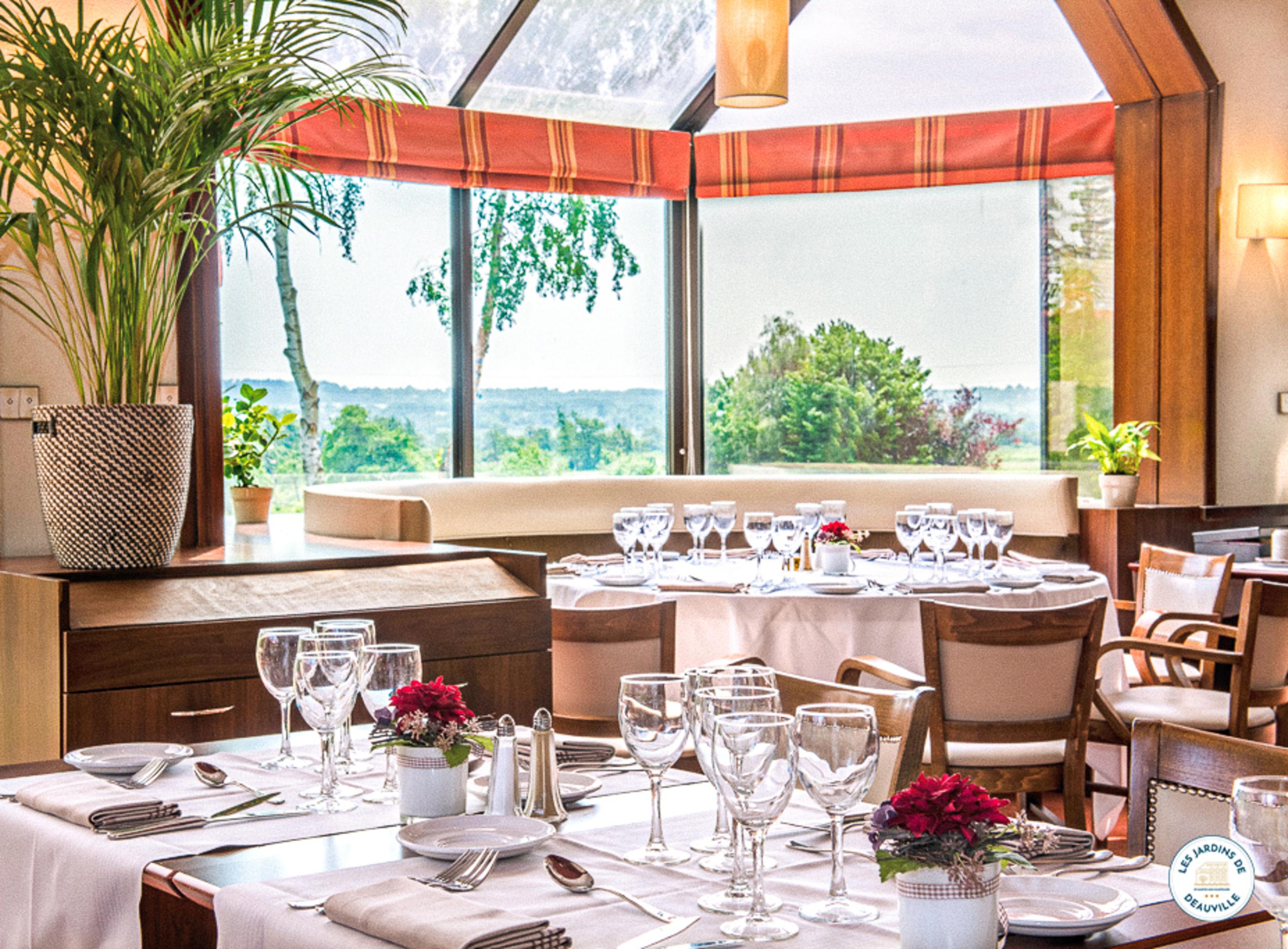 Hotel Les Jardins De Deauville Saint-Martin-aux-Chartrains Zewnętrze zdjęcie