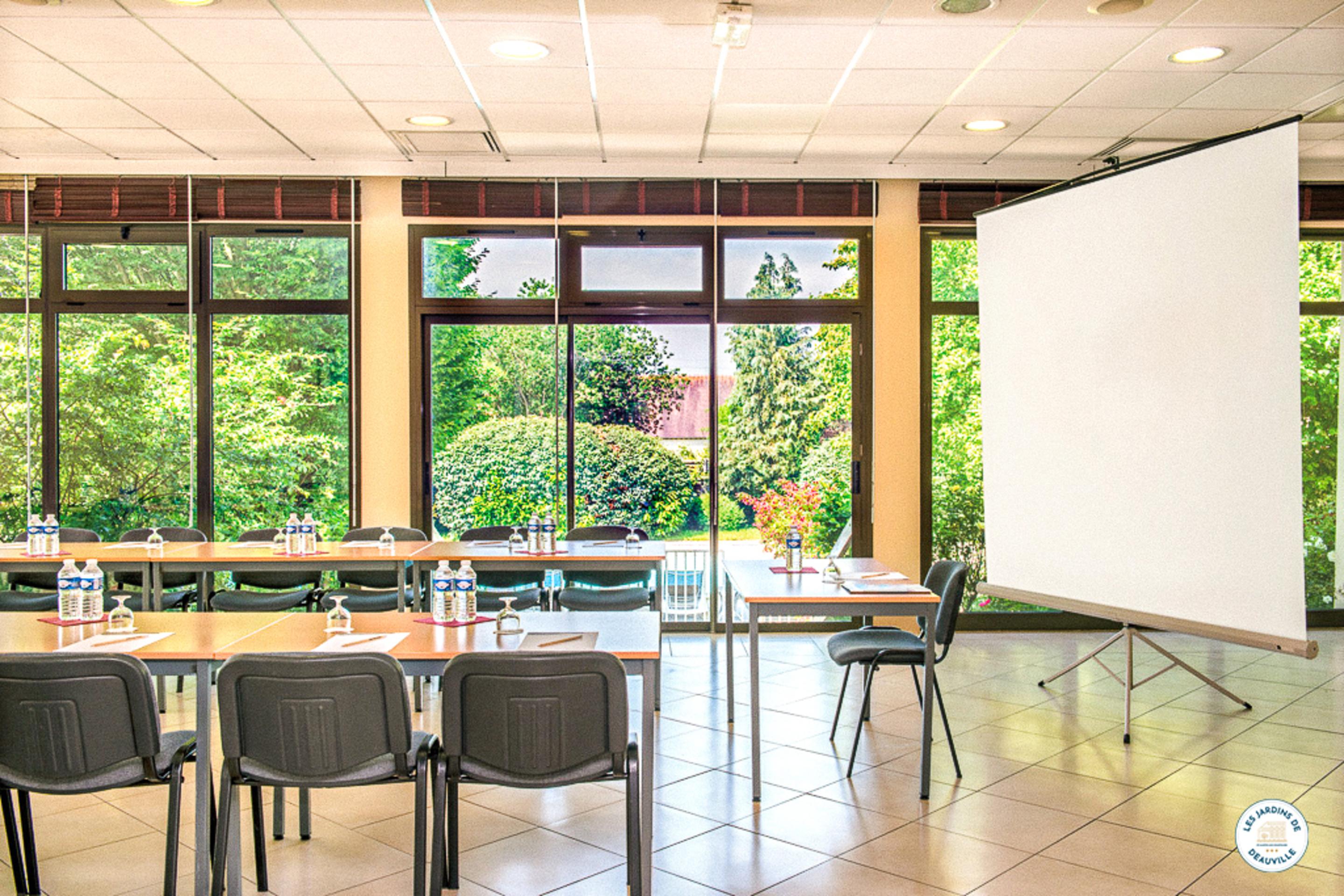 Hotel Les Jardins De Deauville Saint-Martin-aux-Chartrains Zewnętrze zdjęcie